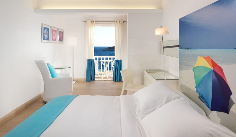 Petasos Beach Resort & Spa-Outdoor Jacuzzi Classic Room 1_12287